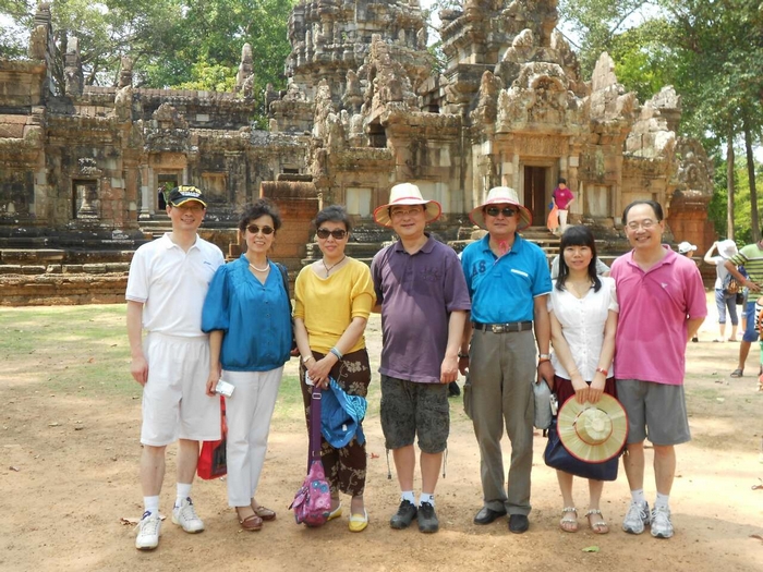 中心优秀管理人员、优秀审核人员及先进集体代表合影