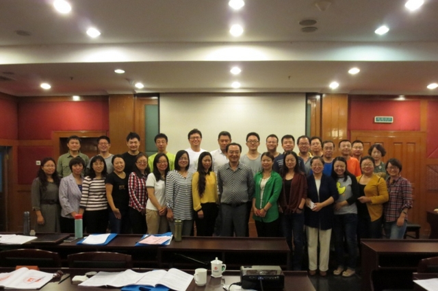 教师、学员合影