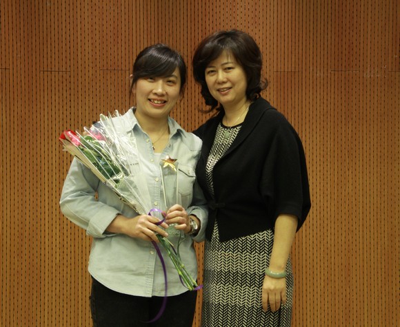 外联部客服管理专员---张燕